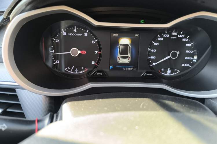 Used Geely Auto Emgrand GS 2018 Sport Edition 1.8L Automatic LingShang Model Odometer Close Up