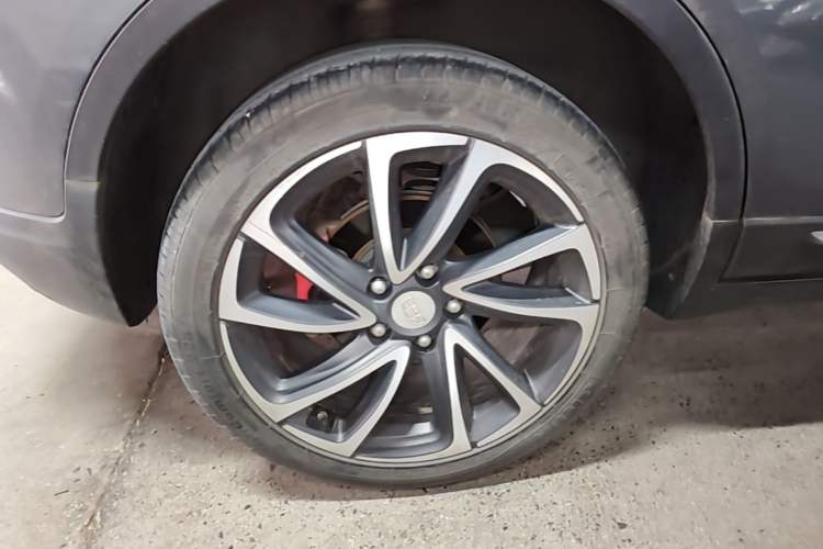 Used Geely Auto Emgrand GS 2018 Lingchao Edition 1.4T Automatic ZhenShang Smart Connectivity Model Right Rear Wheel Hub