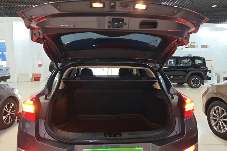 Used Geely Auto Emgrand GS 2018 Elegant Edition 1.8L Manual LingShang Model Trunk