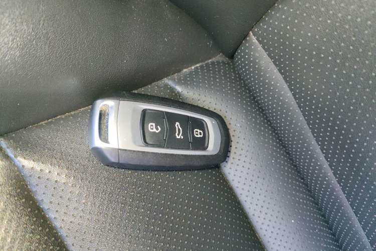Used Geely Auto Emgrand GS 2018 Sport Edition 1.4T Automatic LingShang Model Vehicle Key