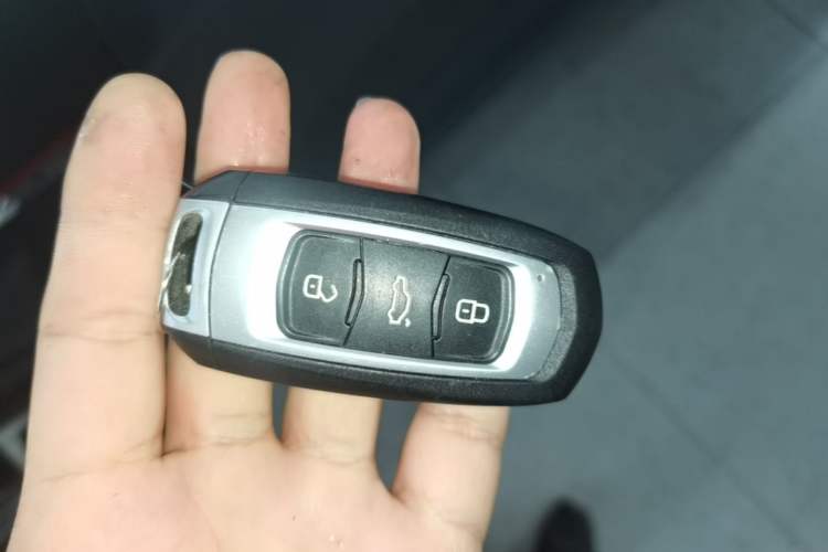 Used Geely Auto Emgrand GS 2018 Lingchao Edition 1.4T Automatic ZhenShang Smart Connectivity Model Vehicle Key