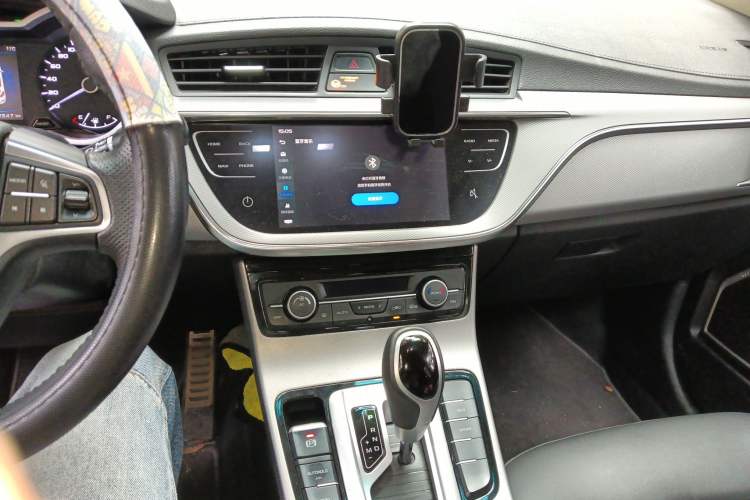 Used Geely Auto Emgrand GS 2018 Lingchao Edition 1.4T Automatic LingShang Smart Connectivity Model Audio And AC Panel