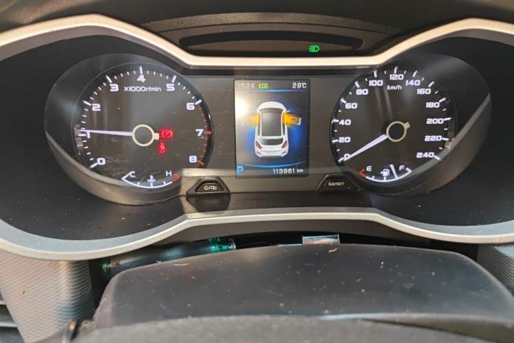 Used Geely Auto Emgrand GS 2018 Sport Edition 1.8L Automatic LingShang Model Odometer Close Up