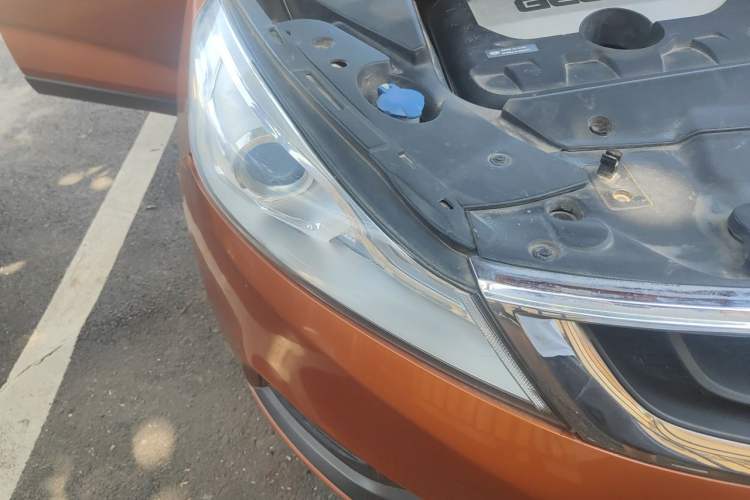 Used Geely Auto Emgrand GS 2018 Elegant Edition 1.8L Automatic LingShang Model Right Front Headlight