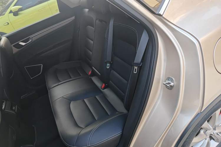Used Geely Auto Emgrand GS 2018 Sport Edition 1.4T Automatic LingShang Model Left Rear Seat
