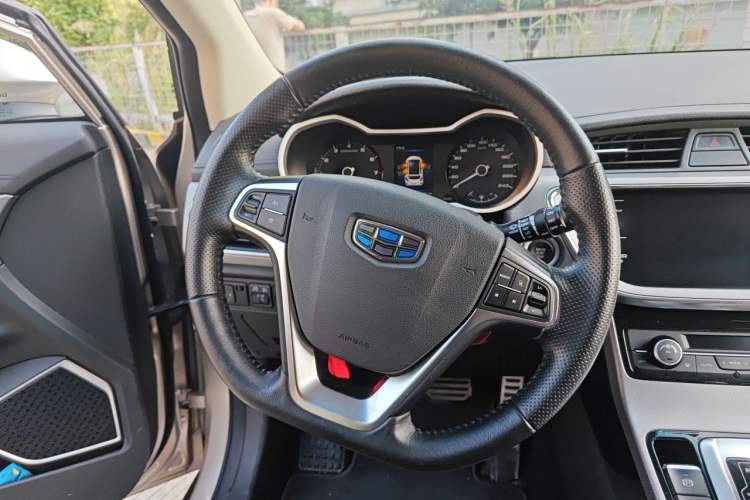 Used Geely Auto Emgrand GS 2018 Sport Edition 1.4T Automatic LingShang Model Steering Wheel