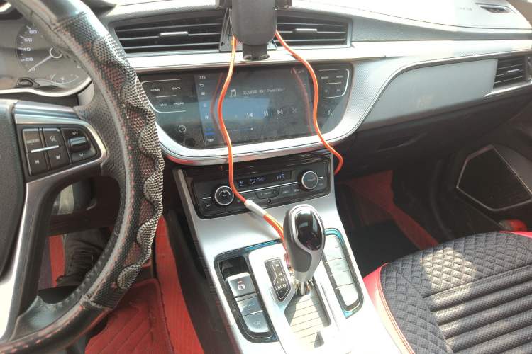 Used Geely Auto Emgrand GS 2018 Lingchao Edition 1.4T Automatic LingShang Smart Connectivity Model Audio And AC Panel