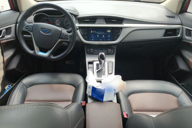 Used Geely Auto Emgrand GS 2018 Lingchao Edition 1.4T Automatic ZhenShang Smart Connectivity Model Center Console