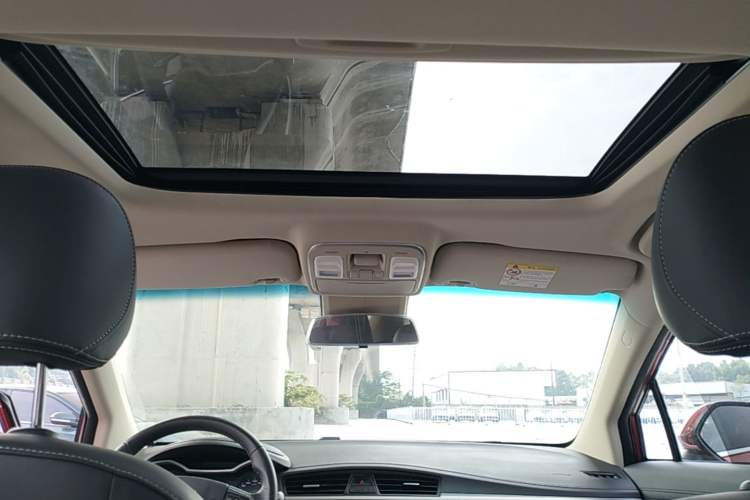 Used Geely Auto Emgrand GS 2018 Lingchao Edition 1.4T Automatic LingShang Smart Connectivity Model Headliner