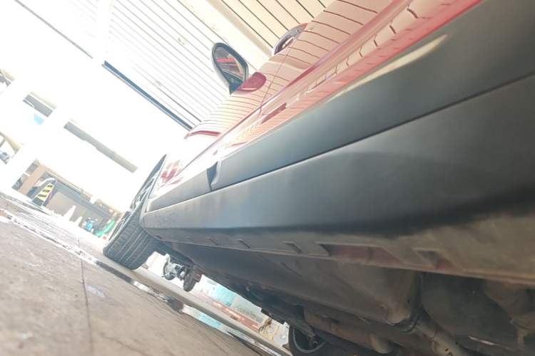 Used Geely Auto Emgrand GS 2018 Lingchao Edition 1.4T Automatic ZhenShang Smart Connectivity Model Left Side Sill