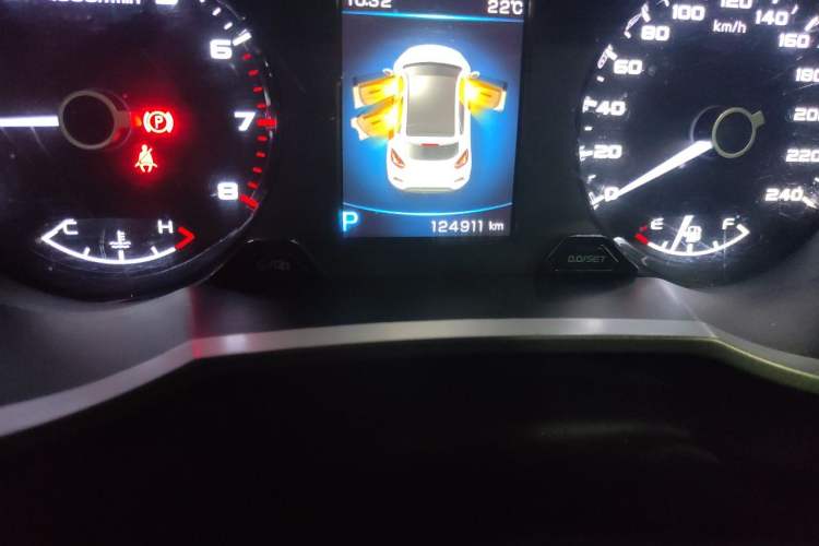 Used Geely Auto Emgrand GS 2018 Lingchao Edition 1.4T Automatic LingShang Smart Connectivity Model Odometer Close Up