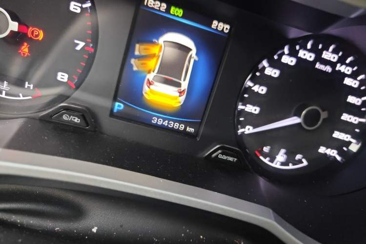 Used Geely Auto Emgrand GS 2018 Sport Edition 1.4T Automatic LingShang Model Odometer Close Up