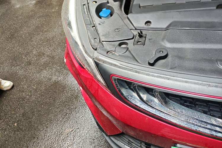 Used Geely Auto Emgrand GS 2018 Lingchao Edition 1.4T Automatic ZhenShang Smart Connectivity Model Right Front Headlight