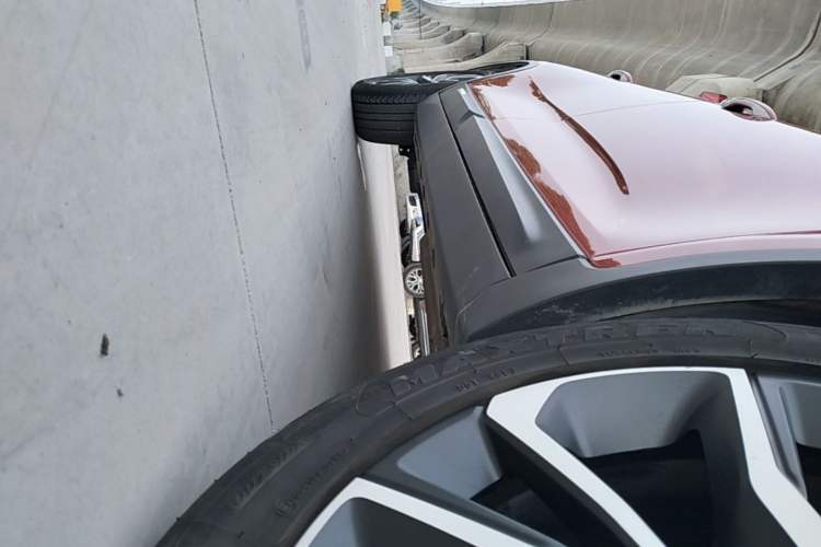 Used Geely Auto Emgrand GS 2018 Lingchao Edition 1.4T Automatic LingShang Smart Connectivity Model Right Side Sill