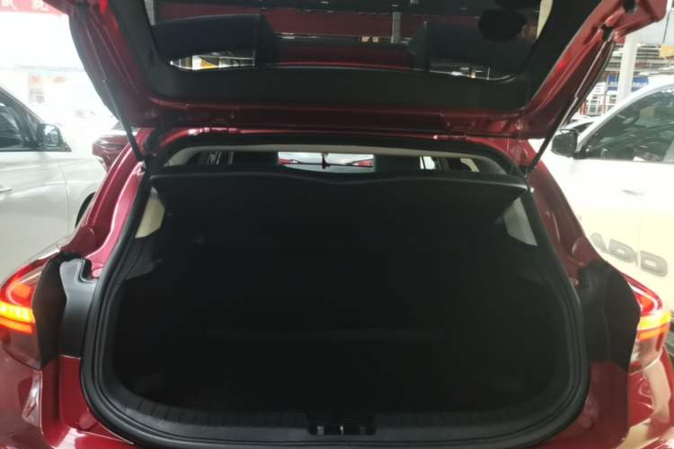 Used Geely Auto Emgrand GS 2018 Lingchao Edition 1.4T Automatic LingShang Smart Connectivity Model Trunk