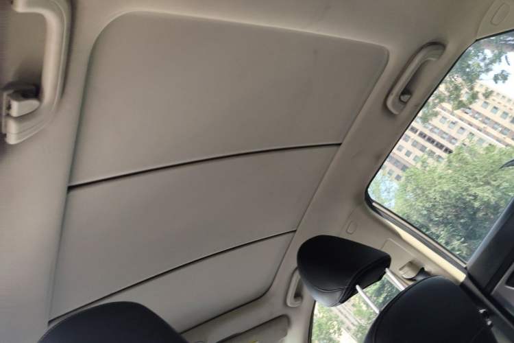 Used Geely Auto Emgrand GS 2018 Sport Edition 1.8L Automatic LingShang Model Headliner