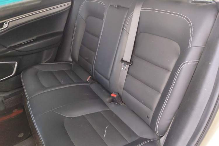 Used Geely Auto Emgrand GS 2018 Sport Edition 1.8L Automatic LingShang Model Left Rear Seat