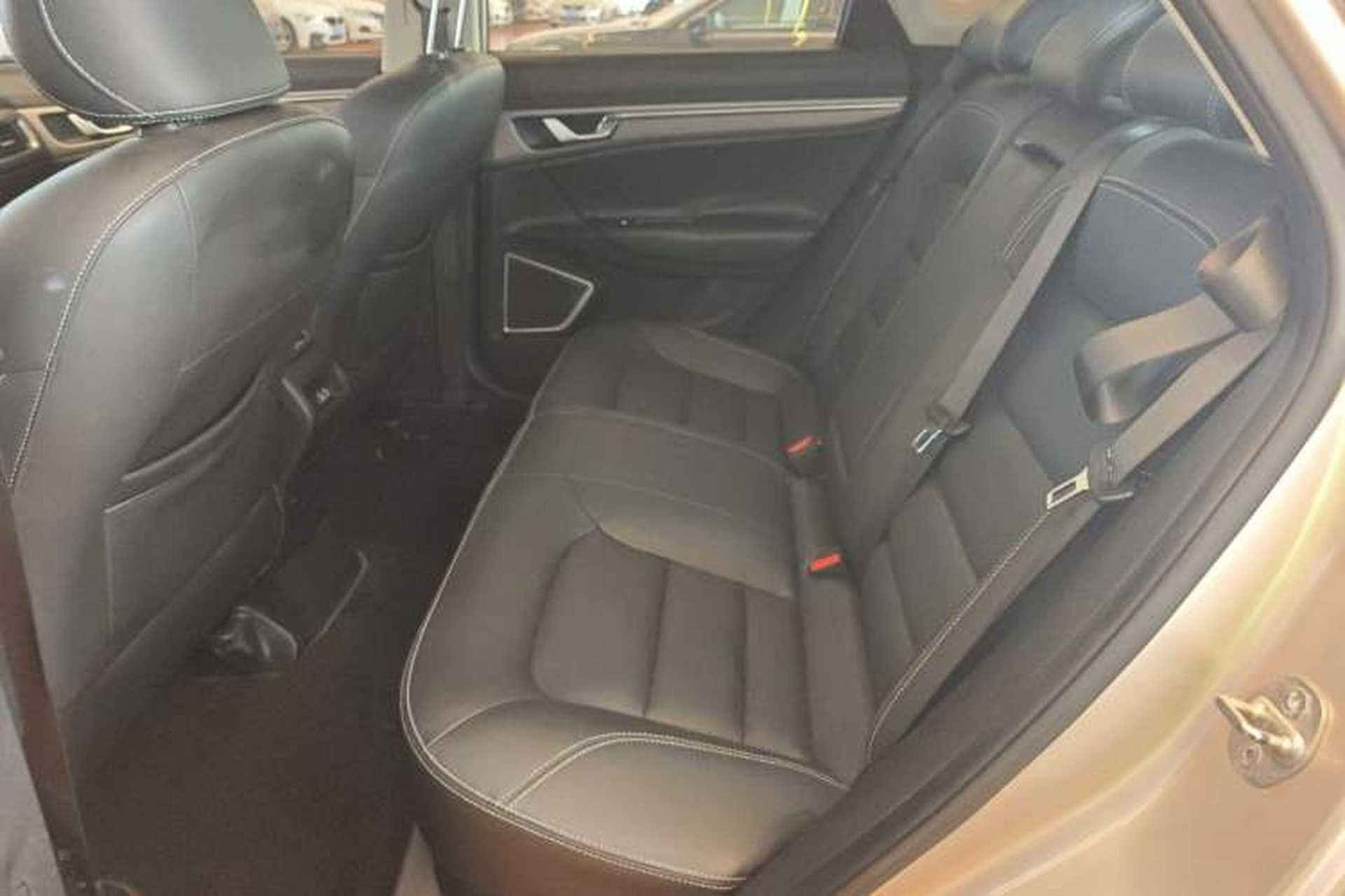 Used Geely Auto Emgrand GS 2018 Sport Edition 1.8L Automatic LingShang Model Left Rear Seat