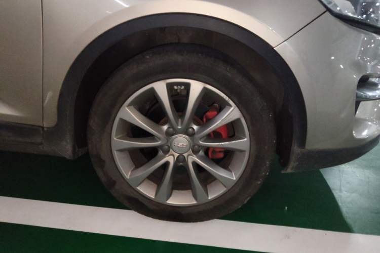 Used Geely Auto Emgrand GS 2018 Sport Edition 1.4T Manual LingShang Model Right Front Wheel Hub