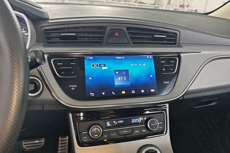 Used Geely Auto Emgrand GS 2018 Sport Edition 1.8L Automatic LingShang Model Audio And AC Panel