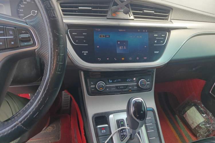 Used Geely Auto Emgrand GS 2018 Sport Edition 1.4T Automatic ZhenShang Model Audio And AC Panel