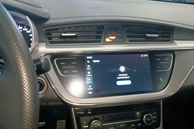 Used Geely Auto Emgrand GS 2018 Lingchao Edition 1.4T Automatic ZhenShang Smart Connectivity Model Audio And AC Panel