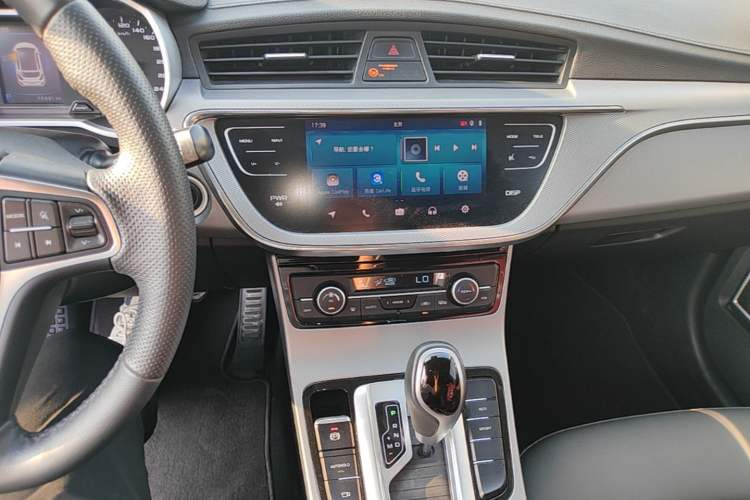 Used Geely Auto Emgrand GS 2018 Sport Edition 1.4T Automatic LingShang Model Audio And AC Panel