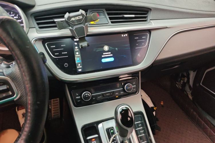 Used Geely Auto Emgrand GS 2018 Lingchao Edition 1.4T Automatic ZhenShang Smart Connectivity Model Audio And AC Panel