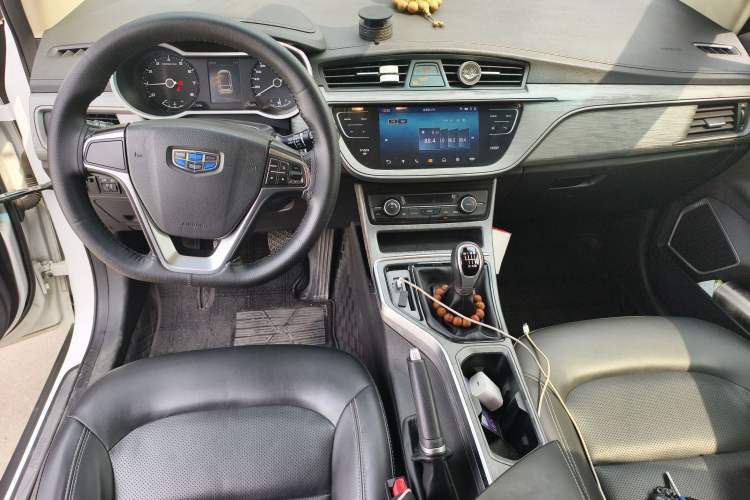 Used Geely Auto Emgrand GS 2018 Elegant Edition 1.8L Manual LingShang Model Center Console
