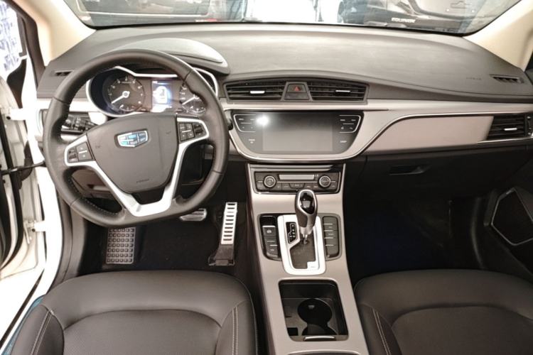 Used Geely Auto Emgrand GS 2018 Sport Edition 1.4T Automatic LingShang Model Center Console