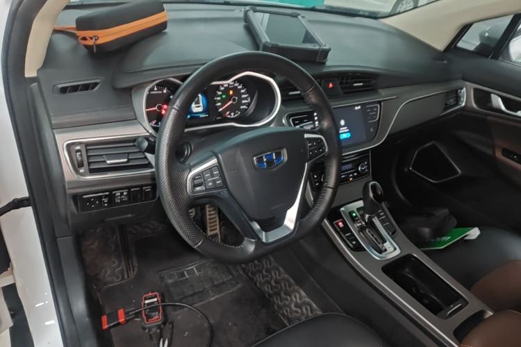 Used Geely Auto Emgrand GS 2018 Sport Edition 1.4T Automatic ZhenShang Model Center Console