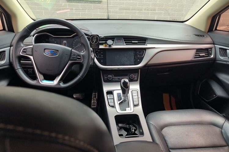 Used Geely Auto Emgrand GS 2018 Lingchao Edition 1.4T Automatic LingShang Smart Connectivity Model Center Console
