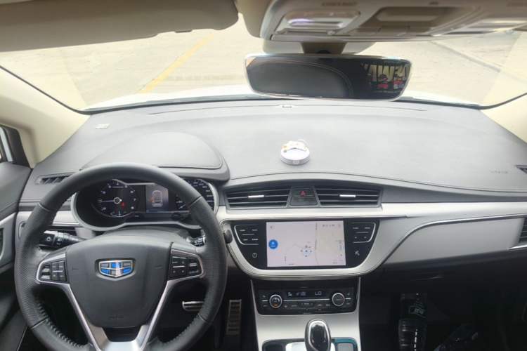 Used Geely Auto Emgrand GS 2018 Lingchao Edition 1.4T Automatic ZhenShang Smart Connectivity Model Center Console