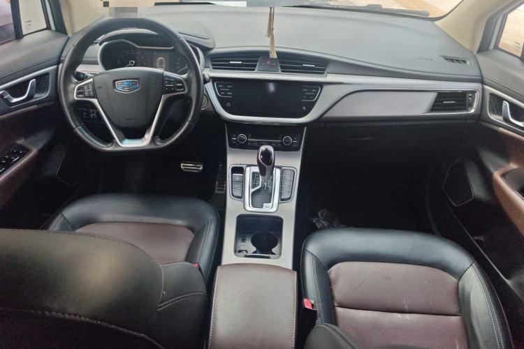 Used Geely Auto Emgrand GS 2018 Lingchao Edition 1.4T Automatic ZhenShang Smart Connectivity Model Center Console