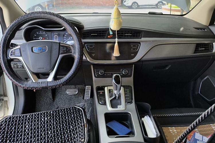 Used Geely Auto Emgrand GS 2018 Lingchao Edition 1.4T Automatic LingShang Smart Connectivity Model Center Console