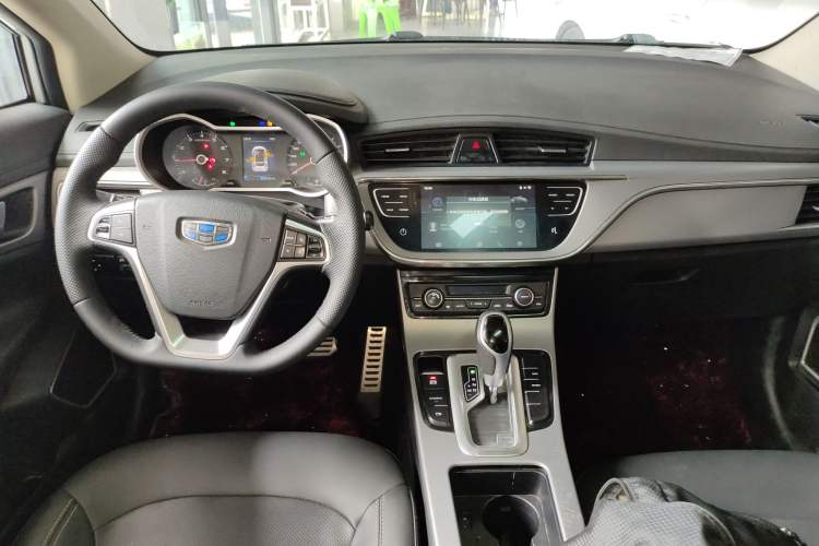 Used Geely Auto Emgrand GS 2018 Lingchao Edition 1.4T Automatic LingShang Smart Connectivity Model Center Console