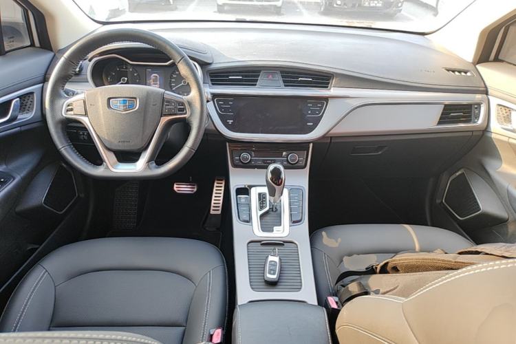 Used Geely Auto Emgrand GS 2018 Sport Edition 1.4T Automatic LingShang Model Center Console
