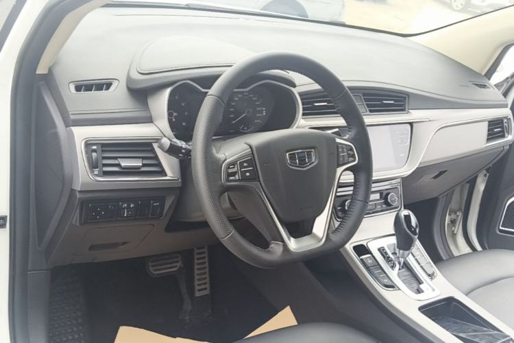Used Geely Auto Emgrand GS 2018 Sport Edition 1.8L Automatic LingShang Model Center Console