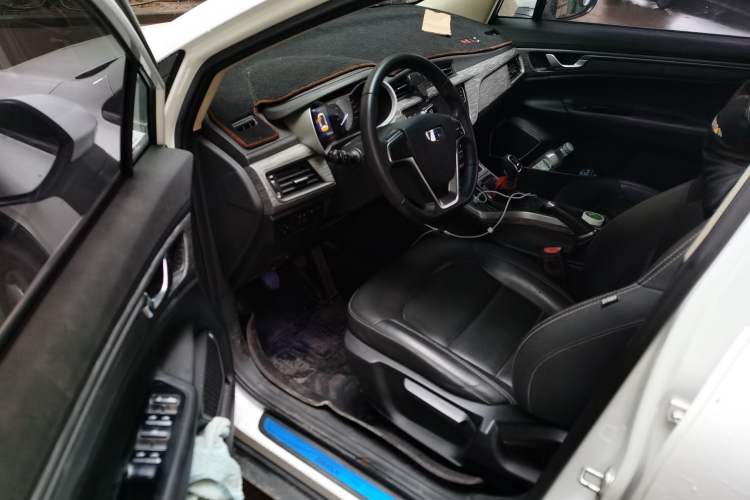 Used Geely Auto Emgrand GS 2018 Elegant Edition 1.8L Manual LingShang Model Driver Seat