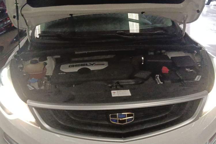 Used Geely Auto Emgrand GS 2018 Sport Edition 1.8L Automatic LingShang Model Engine Bay