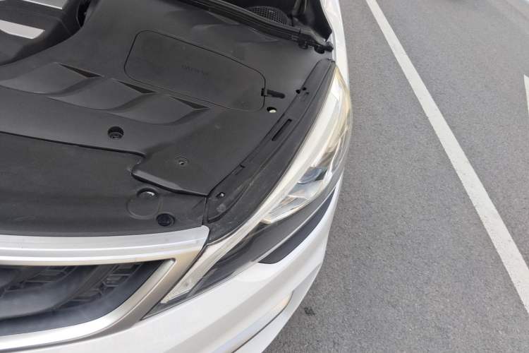 Used Geely Auto Emgrand GS 2018 Sport Edition 1.4T Automatic LingShang Model Engine Bay Left