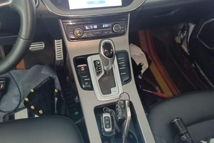 Used Geely Auto Emgrand GS 2018 Lingchao Edition 1.4T Automatic LingShang Smart Connectivity Model Gear Lever