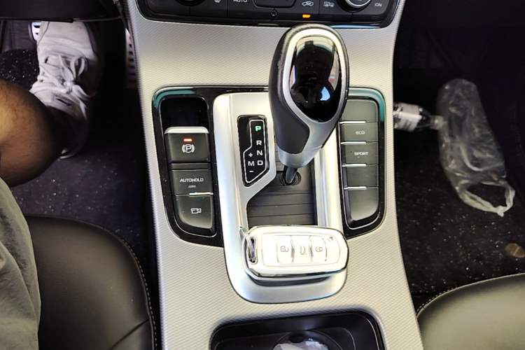 Used Geely Auto Emgrand GS 2018 Lingchao Edition 1.4T Automatic LingShang Smart Connectivity Model Gear Lever