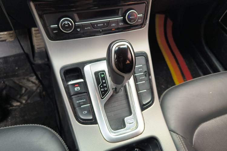 Used Geely Auto Emgrand GS 2018 Lingchao Edition 1.4T Automatic LingShang Smart Connectivity Model Gear Lever