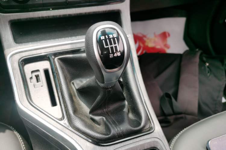 Used Geely Auto Emgrand GS 2018 Elegant Edition 1.8L Manual LingShang Model Gear Lever
