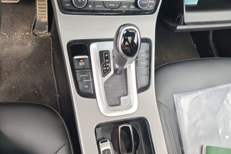 Used Geely Auto Emgrand GS 2018 Lingchao Edition 1.4T Automatic LingShang Smart Connectivity Model Gear Lever
