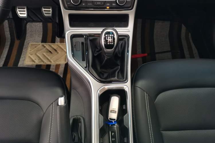 Used Geely Auto Emgrand GS 2018 Sport Edition 1.4T Manual LingShang Model Gear Lever