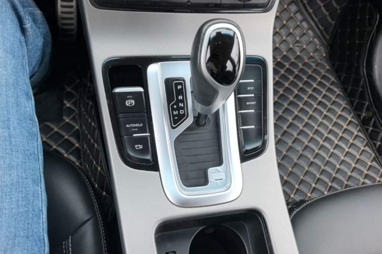 Used Geely Auto Emgrand GS 2018 Sport Edition 1.4T Automatic LingShang Model Gear Lever