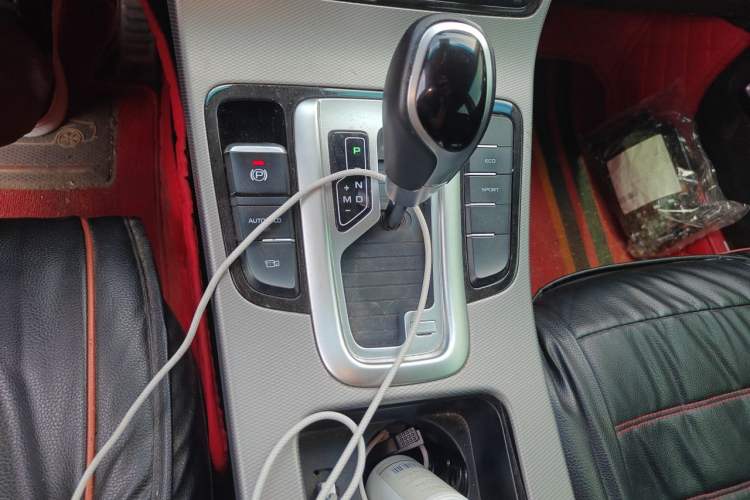 Used Geely Auto Emgrand GS 2018 Sport Edition 1.4T Automatic ZhenShang Model Gear Lever
