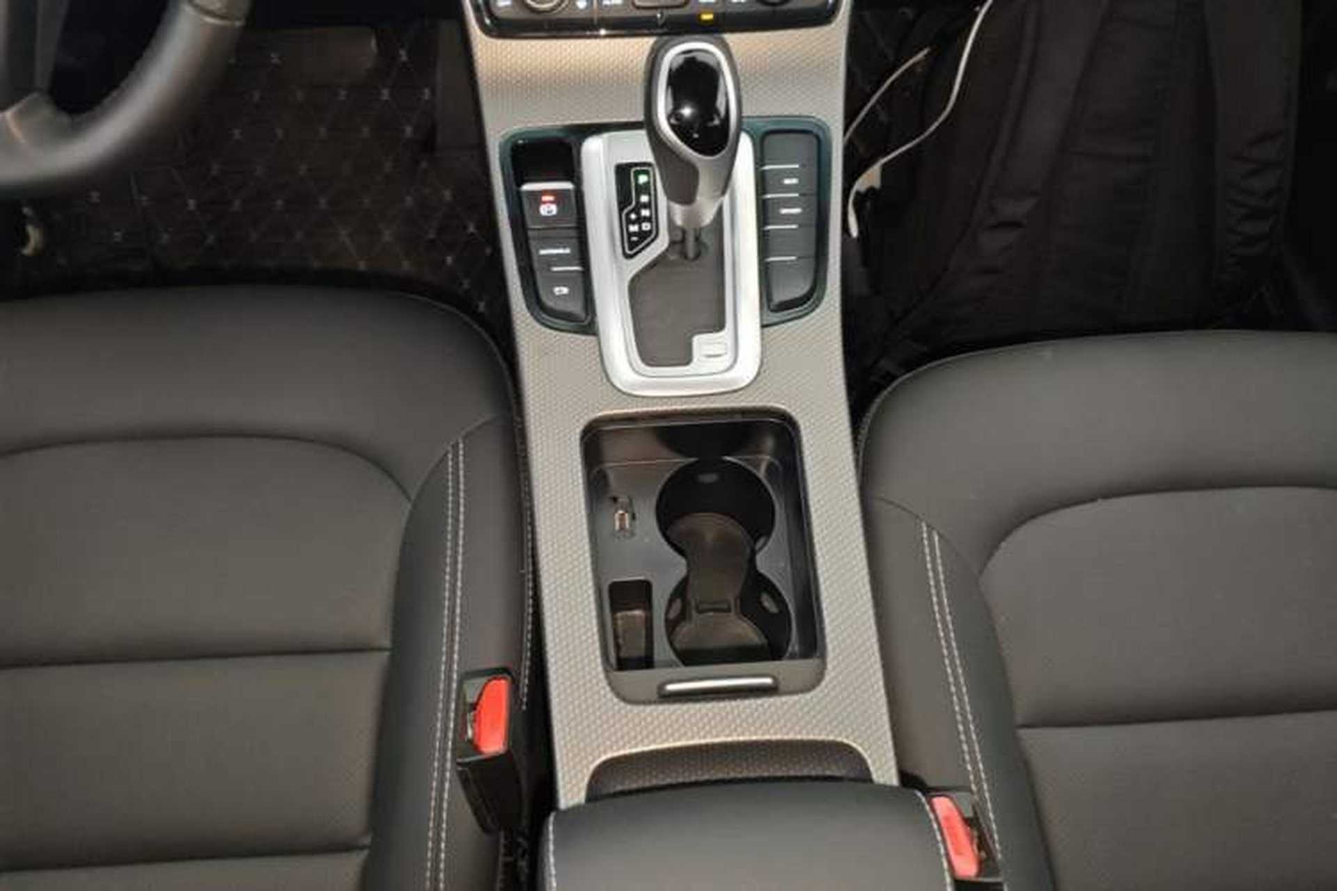 Used Geely Auto Emgrand GS 2018 Elegant Edition 1.8L Automatic LingShang Model Gear Lever